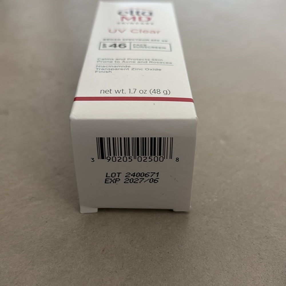 NIB EltaMD UV Clear Broad Spectrum SPF 46 Face Sunscreen - Picture 5 of 9